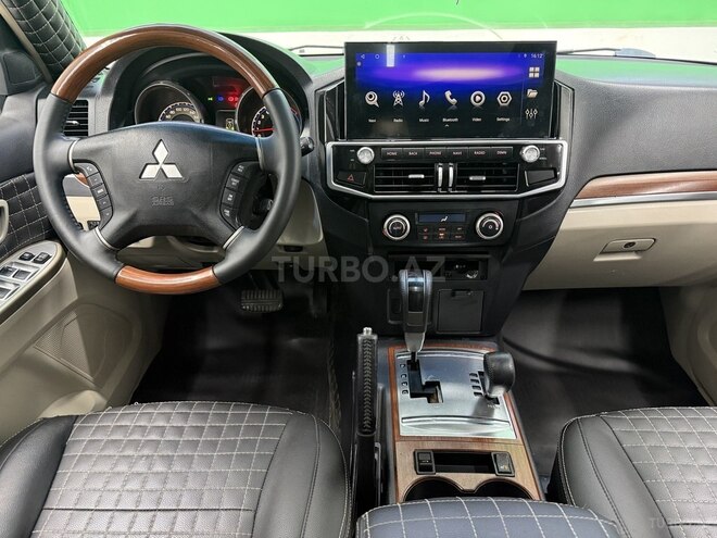 Mitsubishi Pajero 2008, 151,000 km - 3.0 л - Bakı