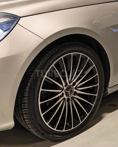 Mercedes E 250 2015, 260,000 km - 2.1 l - Bakı