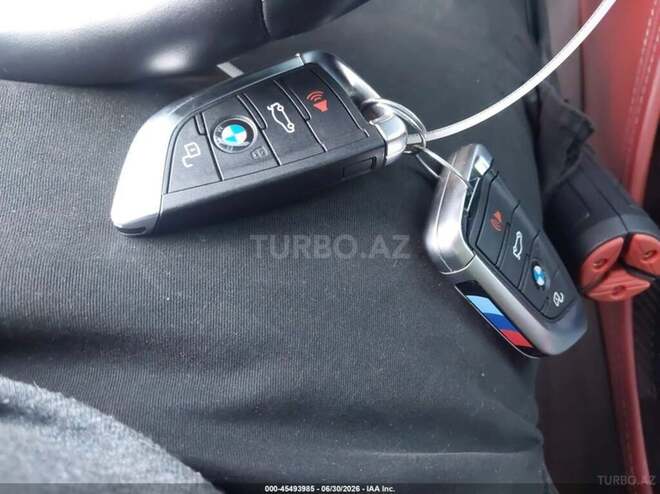 BMW  2025, 40,131 km - 3.0 l - Bakı