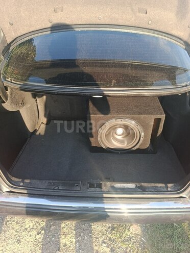 Mercedes E 200 1999, 323,830 km - 2.2 l - Bakı