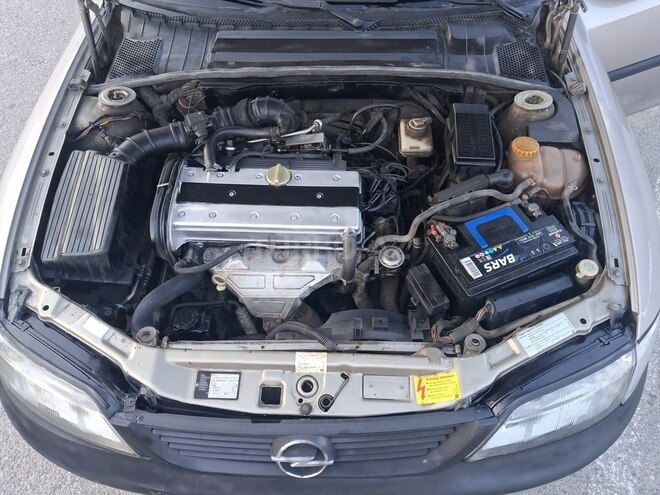 Opel Vectra 1997, 390,000 km - 1.8 l - Sumqayıt