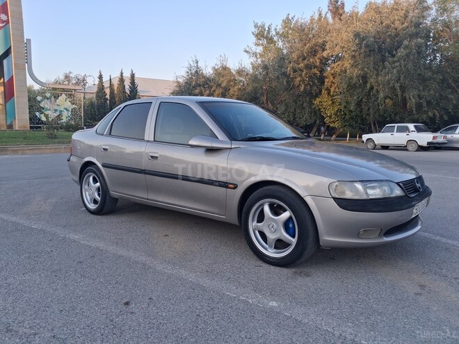 Opel Vectra 1997, 390,000 km - 1.8 l - Sumqayıt