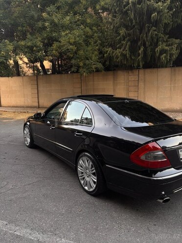 Mercedes E 350 2006, 330,000 km - 3.5 l - Bakı