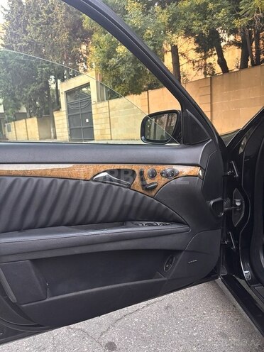 Mercedes E 350 2006, 330,000 km - 3.5 l - Bakı