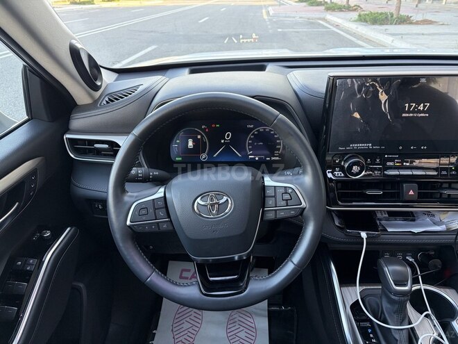 Toyota Highlander 2025, 23,000 km - 2.5 l - Bakı