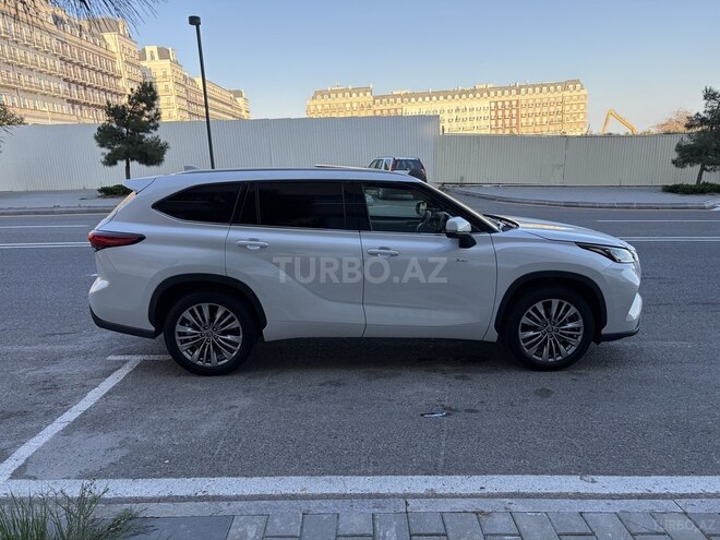 Toyota Highlander 2025, 23,000 km - 2.5 l - Bakı