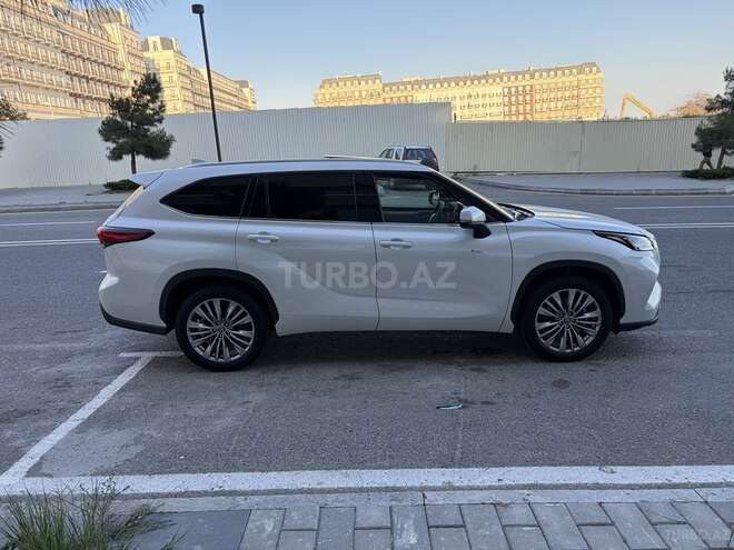 Toyota Highlander 2025, 23,000 km - 2.5 l - Bakı