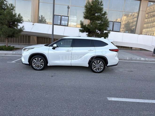 Toyota Highlander 2025, 23,000 km - 2.5 l - Bakı