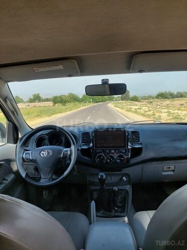 Toyota Hilux 2005, 136,000 km - 2.5 l - Naxçıvan
