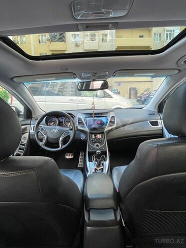 Hyundai Elantra 2015, 207,605 km - 2.0 l - Bakı