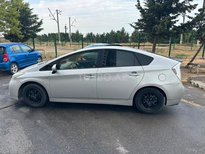 Toyota Prius 2014, 516,599 km - 1.8 l - Bakı