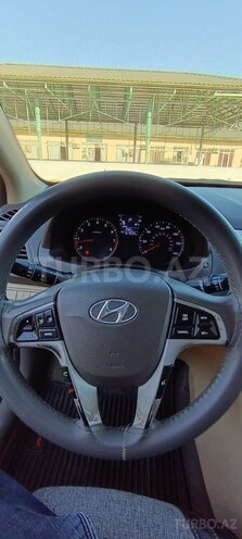 Hyundai Accent 2012, 254,170 km - 1.6 l - Neftçala