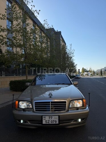 Mercedes C 280 2000, 315,000 km - 3.2 l - Bakı
