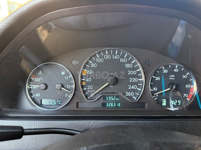 Mercedes C 280 2000, 315,000 km - 3.2 l - Bakı
