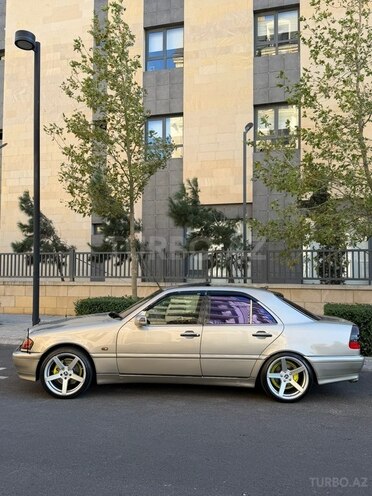 Mercedes C 280 2000, 315,000 km - 3.2 l - Bakı