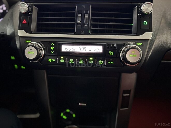 Toyota Land Cruiser Prado 2010, 175,000 km - 2.7 l - Bakı
