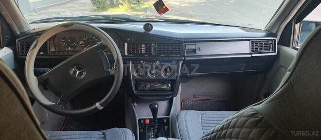 Mercedes 190 1990, 311,107 km - 2.0 л - Biləsuvar