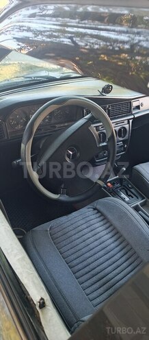 Mercedes 190 1990, 311,107 km - 2.0 л - Biləsuvar