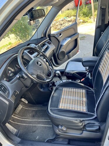 Kia Sportage 2009, 180,500 km - 2.0 l - Bakı