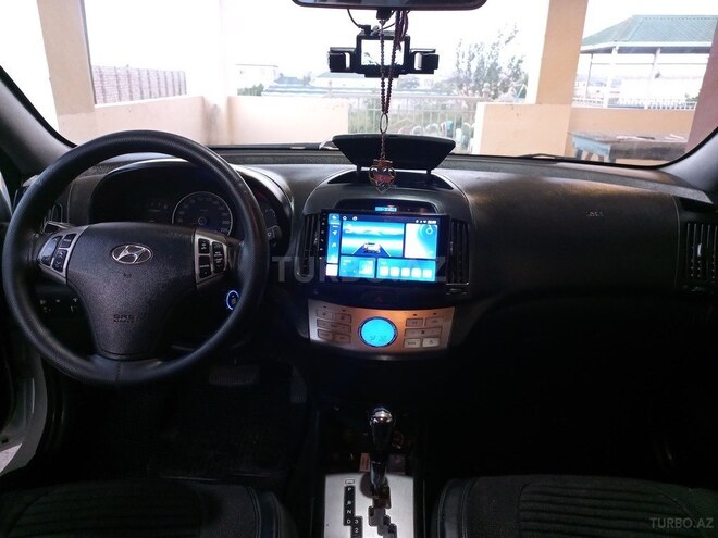 Hyundai Elantra 2010, 215,450 km - 2.0 l - Bakı
