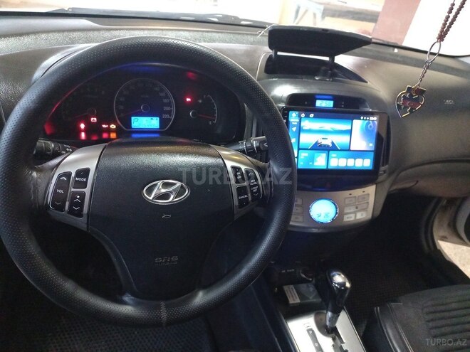Hyundai Elantra 2010, 215,450 km - 2.0 l - Bakı