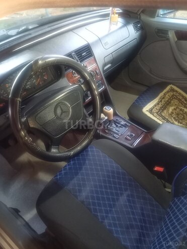 Mercedes E 200 1997, 480,000 km - 2.0 l - Cəlilabad