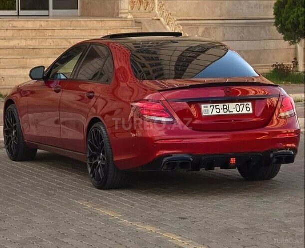 Mercedes E 300 4MATIC 2016, 149,000 km - 2.0 л - Naxçıvan