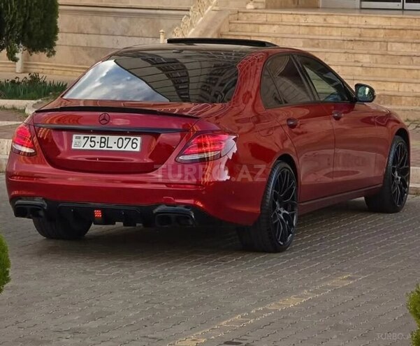 Mercedes E 300 4MATIC 2016, 149,000 km - 2.0 л - Naxçıvan