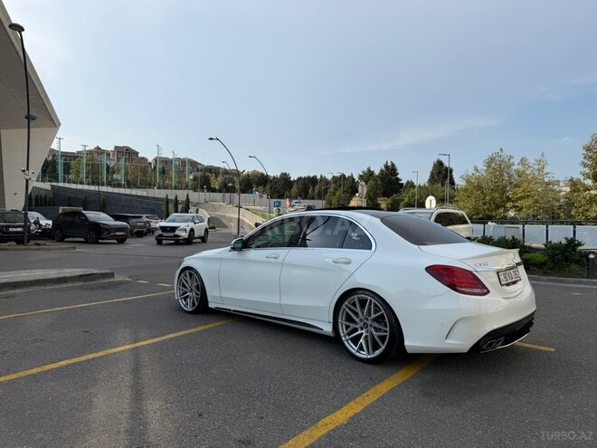 Mercedes C 300 2015, 200,500 km - 2.0 л - Bakı