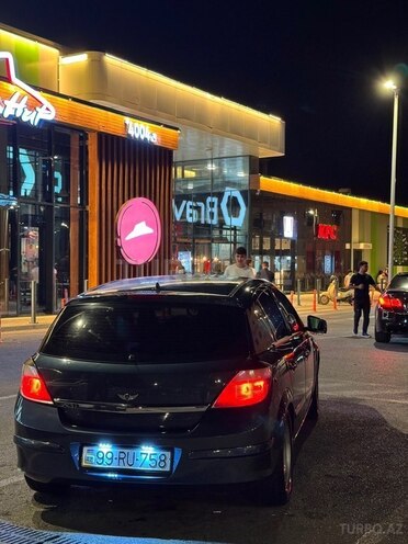Opel Astra 2006, 280,000 km - 1.4 l - Sumqayıt