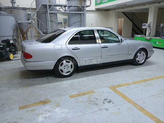 Mercedes E 230 1997, 516,000 km - 2.3 l - Sabirabad
