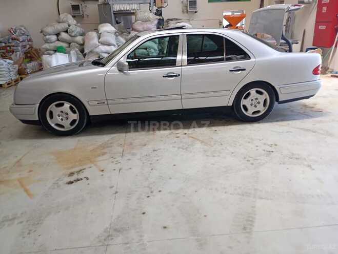 Mercedes E 230 1997, 516,000 km - 2.3 l - Sabirabad