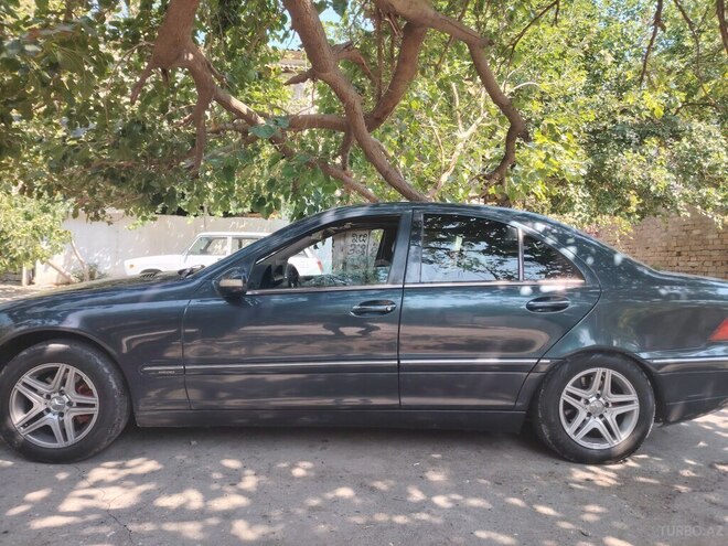 Mercedes C 200 2000, 418,000 km - 2.0 л - Bakı