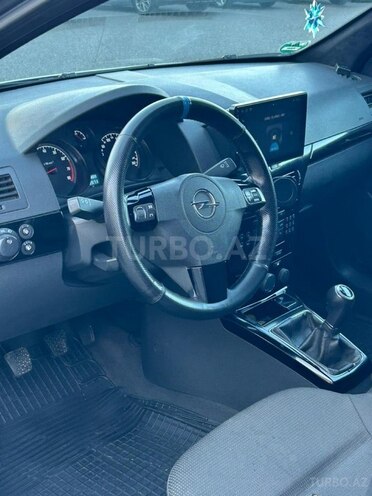 Opel Astra 2009, 301,000 km - 1.4 l - Bakı