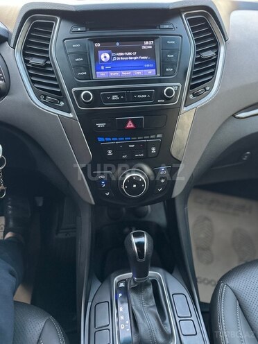 Hyundai Santa Fe 2017, 158,000 km - 2.4 l - Bakı