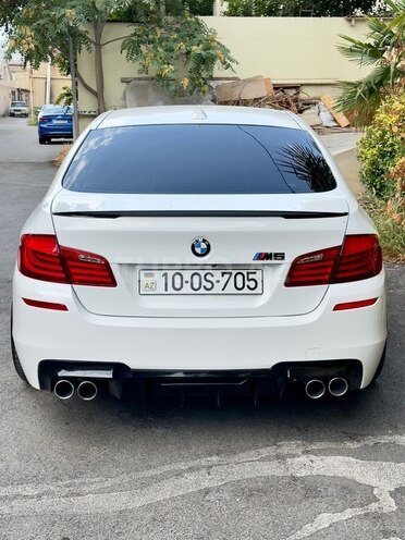 BMW 528 2012, 205,000 km - 2.0 л - Bakı