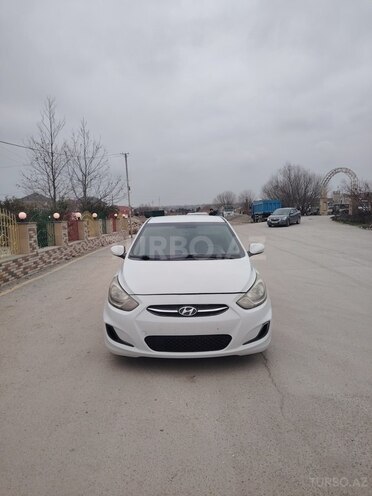 Hyundai Accent 2017, 333,387 km - 1.6 л - Bakı