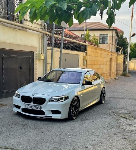 BMW 528 2012, 205,000 km - 2.0 л - Bakı