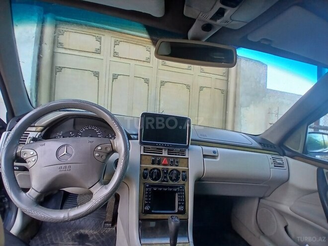 Mercedes E 270 2000, 416,906 km - 2.7 л - Qazax