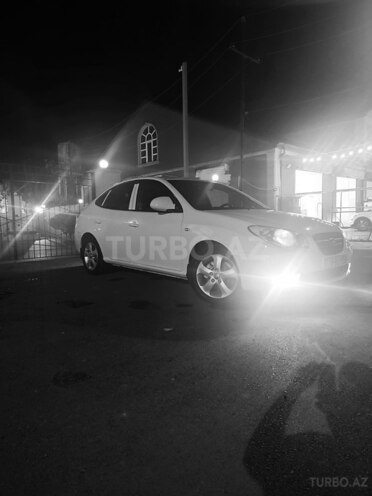 Hyundai Elantra 2009, 398,200 km - 2.0 l - Şirvan