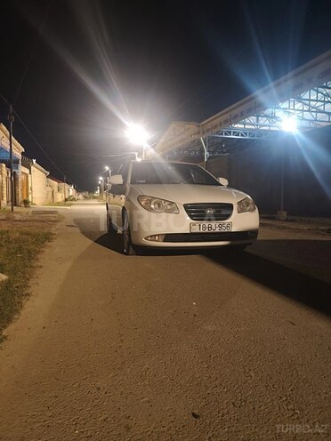 Hyundai Elantra 2009, 398,200 km - 2.0 l - Şirvan