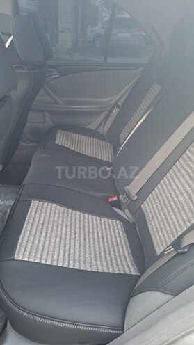 Mercedes E 240 1999, 300,000 km - 2.4 l - Salyan