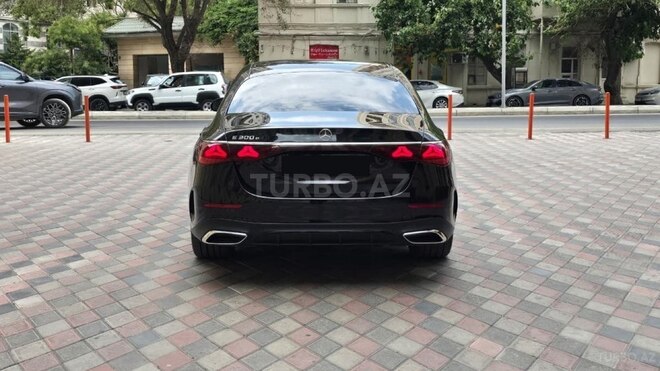 Mercedes E 300 e 2024, 47,799 km - 2.0 l - Bakı