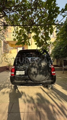 Mitsubishi Pajero 2006, 215,000 km - 3.0 l - Bakı