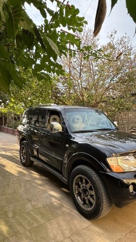 Mitsubishi Pajero 2006, 215,000 km - 3.0 l - Bakı