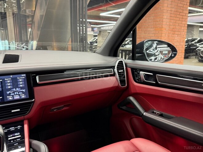 Porsche Cayenne 2018, 52,000 km - 3.0 l - Bakı