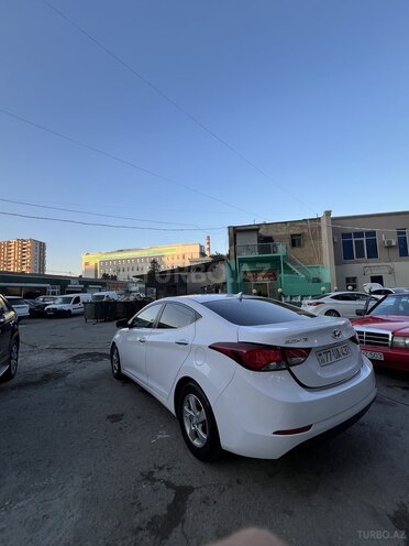 Hyundai Avante 2015, 179,000 km - 1.6 l - Bakı