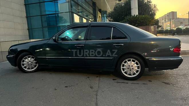 Mercedes E 240 2001, 285,000 km - 2.4 l - Sumqayıt