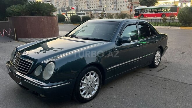 Mercedes E 240 2001, 285,000 km - 2.4 l - Sumqayıt