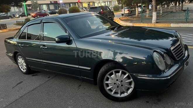 Mercedes E 240 2001, 285,000 km - 2.4 l - Sumqayıt